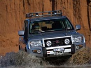 Pare chocs Winch Bar VDJ200 avec essuie phare