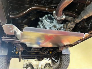 Ski de protection boîte de transfert en aluminium de 8mm N4-Offroad pour Toyota HZJ71 HZJ74