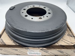 Tambour de frein arrière Hilux Revo