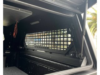 Grille de fenêtre de sécurité vitre du hayon hardtop Contour Alu-Cab