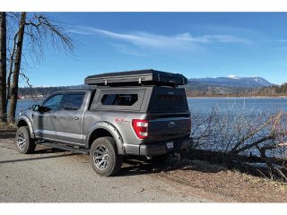 Hardtop Contour Full-size avec fenêtres Ford F150 benne 5.5