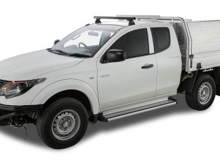 Kit 1 barre de toit avant noire 1250mm Heavy Duty avec pied RLT600 Ditch Mount Mitsubishi L200 Gen V MQ/MR 2015-