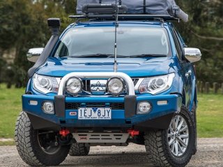 SUMMIT SAHARA BUMPER TRITON MQ
