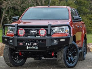 SUMMIT COMBAR 5/18ON SUITS HILUX ROGUE SR SR5