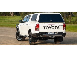 Hard-top ARB Classic Smooth sans ouvertures latérales pour Toyota Hilux Revo Double Cab J-Deck 2016-2025