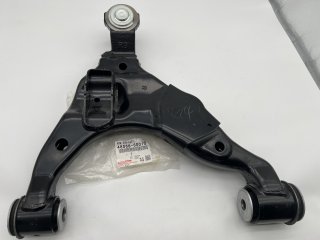 Triangle de suspension inférieur avant droit Land Cruiser KDJ12