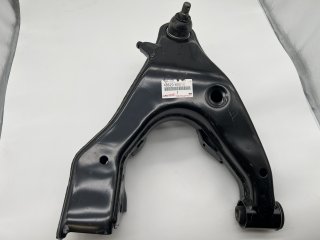 Triangle inférieur de suspension avant droit Land Cruiser HDJ100