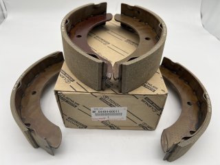 Kit mâchoires frein avant Land Cruiser BJ40 BJ43 avant 07/1980