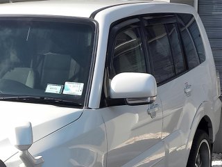 Jeu 4 déflecteurs de vitre avant et arrière Mitsubishi Pajero 3