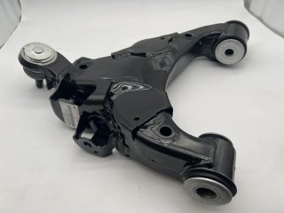 Triangle de suspension inférieur avant droit Land Cruiser VDJ200