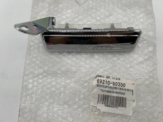 Poignée extérieure de porte droite Land Cruiser BJ4 HJ4
