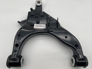 Triangle de suspension inférieur avant gauche Land Cruiser KZJ9 KDJ9