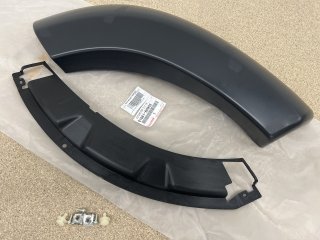 Elargisseur d'aile porte arrière droite HDJ80 24s