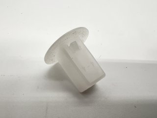 Agrafe insert vis