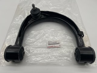 Triangle de suspension supérieur avant droit VDJ200