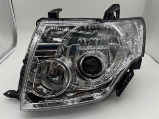 Optique avant gauche Xenon Mitsubishi Pajero IV 2007-2018
