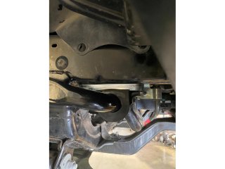 Kit modification ancrages barre stabilisatrice avant pour Toyota Hilux Revo N4-Offroad