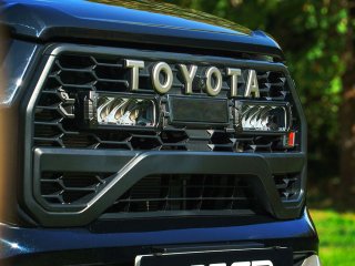 Kit intégration calandre Lazer Toyota Hilux GR Sport (2024+) - Triple-R 750 Elite