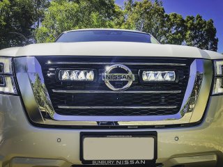 Kit intégration calandre Lazer Nissan Patrol Y62 - Series 5 (2020-2022) - Triple-R 750 Elite