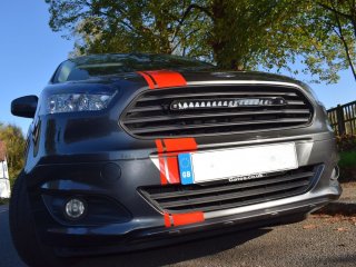Kit intégration calandre Lazer Ford Transit Courier (2014-2018) Linear-18 Elite i-LBA
