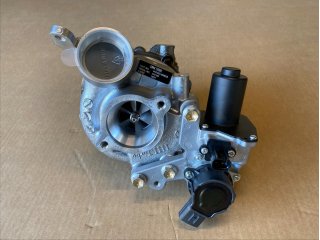 Turbocompresseur IHI VB37 gauche géométrie variable Toyota VDJ200