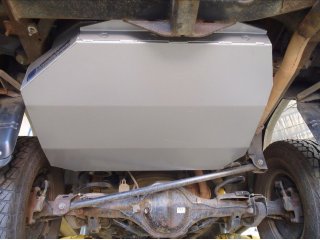 Réservoir de remplacement LRA 140L Mitsubishi Pajero V6 3.0