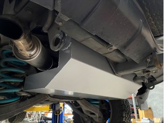 Réservoir supplémentaire LRA 65L Mitsubishi Pajero court