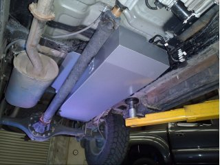 Réservoir de remplacement LRA 130L Isuzu DMax