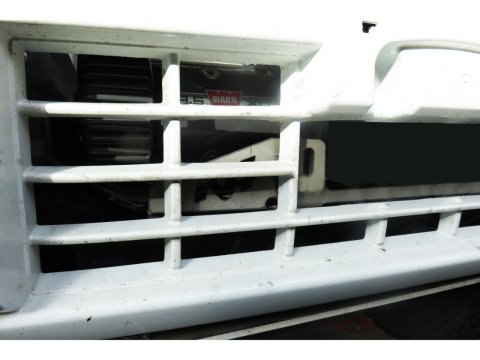 Platine de treuil intégrée au pare-chocs d'origine pour Mitsubishi Pajero IV après 2007