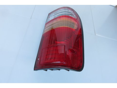 FEU ARD HILUX 02-05