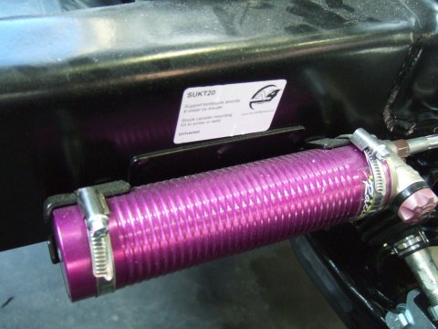 Supports universels pour bonbonnes d'amortisseurs N4-Offroad