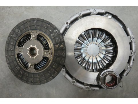 Kit embrayage Hilux KDN165/70 2001-2005