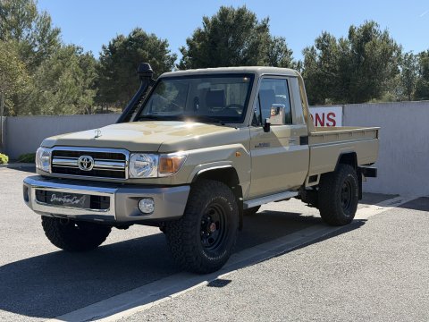 TOYOTA LC GRJ79 SIMPLE CAB BEIGE