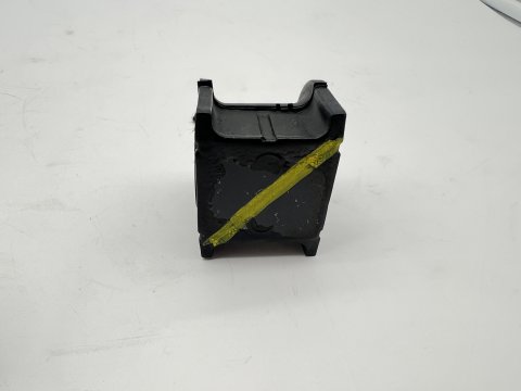 Silent bloc cavalier de barre stabilisatrice avant KZJ9 KDJ9