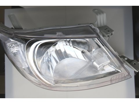 Optique de phare avant droit Hilux 2009-2011