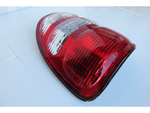 FEU ARD AILE HDJ100 02-05