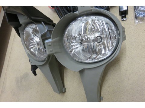 KIT ANTIBROUILLARDS HILUX 05-08