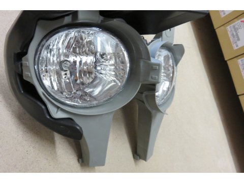 KIT ANTIBROUILLARDS HILUX 05-08