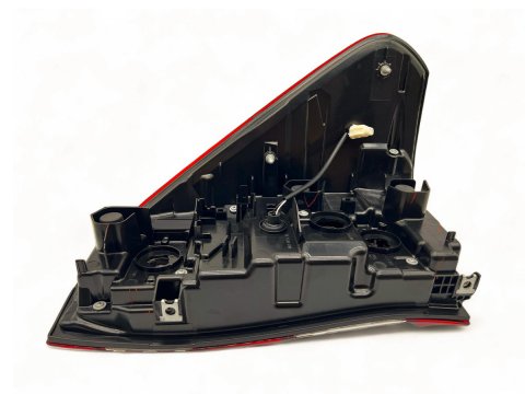 Feu arrière gauche led Toyota Hilux Revo de 08-2021+
