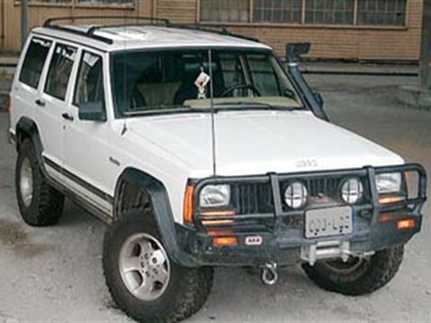 Pare chocs Winch Bar Cherokee XJ 94-97