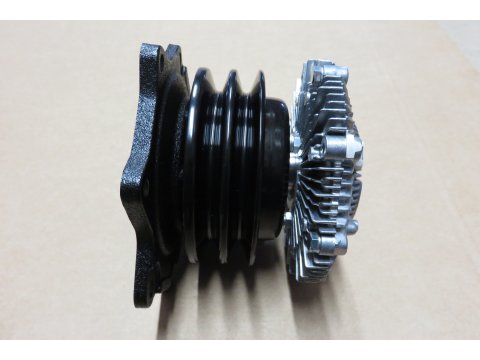 Pompe à eau Terrano 2.7TD - Entraxe viscocoupleur 135mm