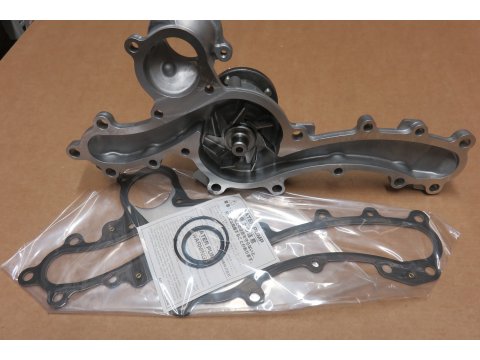 POMPE EAU 1GR-FE FJ CRUISER GRJ12#