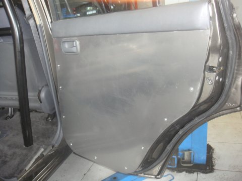 Panneaux de portes arrières en aluminium de 2.5mm pour Toyota Land Cruiser HDJ80 N4-Offroad