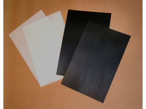 Bavettes noires semi-rigides 325x495mm N4-Offroad