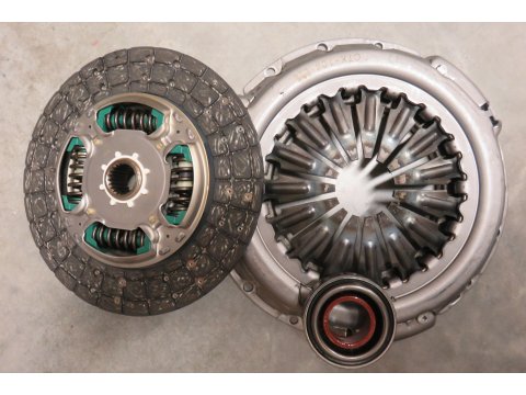 Kit embrayage Aisin Ø260mm Land Cruiser KZJ7 et KZJ9 avant 06/1998