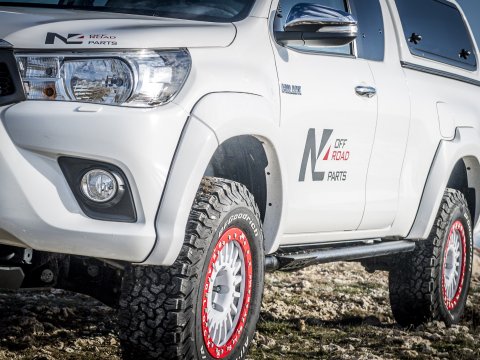 Protections tubulaires de bas de caisse Toyota Hilux Revo N4-Offroad