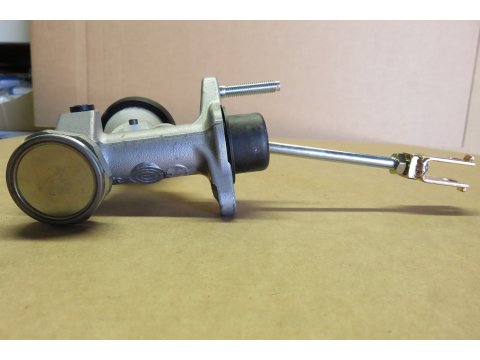 Maître cylindre émetteur embrayage pour Land Cruiser HDJ80