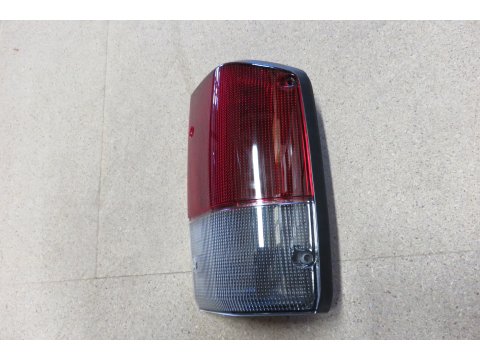 FEU AILE ARD PATROL Y60 BLANC ET ROUGE
