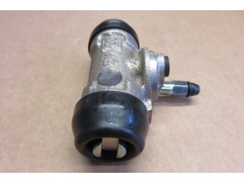 Cylindre de roue arrière Hilux LN165 KDN165 170