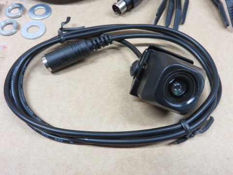 Relocalisation de camera de recul Kaymar Toyota VDJ200